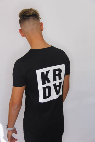 KRDA - Long Line Slim Fit Hem Curve T-shirt